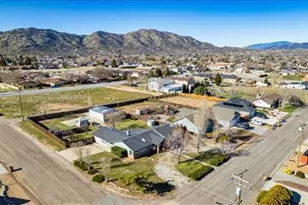 21101 Angel St, Tehachapi, CA 93561 - Photo 29