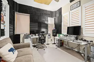 390 Rose St, Fillmore, CA 93015 - Photo 27