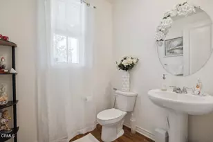 420 Celebration Ln, Santa Paula, CA 93060 - Photo 17