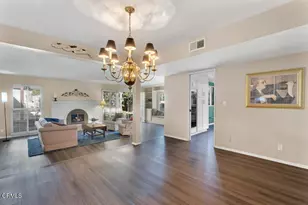 49 Paseo Esplendido, Camarillo, CA 93010 - Photo 9