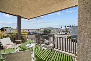 1066 W 11th Street, Los Angeles, CA 90732 - Photo 17
