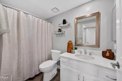 1066 W 11th Street #1, Los Angeles, CA 90732 - Photo 15