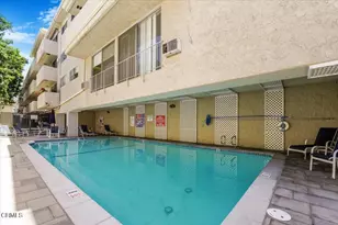 11645 Montana Ave, Los Angeles, CA 90049 - Photo 19