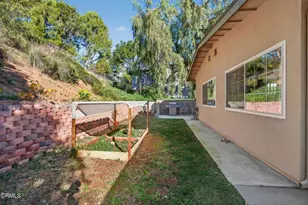 1675 Calle Artigas, Thousand Oaks, CA 91360 - Photo 47