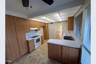 13218 Village 13, Camarillo, CA 93012 - Photo 7