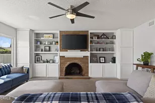 10696 Loma Vista Rd, Ventura, CA 93004 - Photo 17