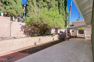 4895 Muirwood Ct, Simi Valley, CA 93063 - Photo 37