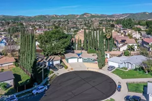 4895 Muirwood Ct, Simi Valley, CA 93063 - Photo 3