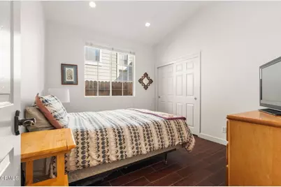 5325 Orchard Park Lane, Goleta, CA 93111 - Photo 17