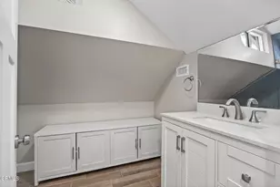 201 S Olive St, Ventura, CA 93001 - Photo 23