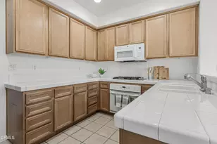 2916 Esperanza Way, Simi Valley, CA 93063 - Photo 13