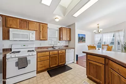 4201 Topanga Canyon Boulevard #61, Woodland Hills, CA 91364 - Photo 9