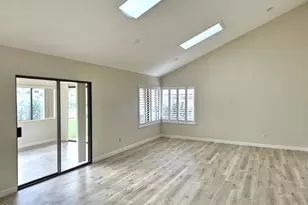 42036 Village 42, Camarillo, CA 93012 - Photo 5