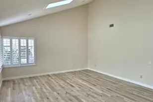 42036 Village 42, Camarillo, CA 93012 - Photo 5