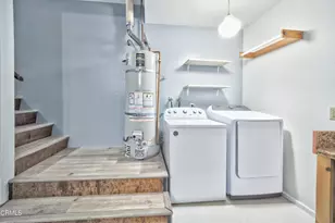 812 Venwood Ave, Ventura, CA 93001 - Photo 17