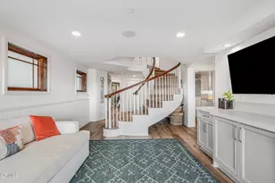 3365 Ocean Dr, Oxnard, CA 93035 - Photo 41