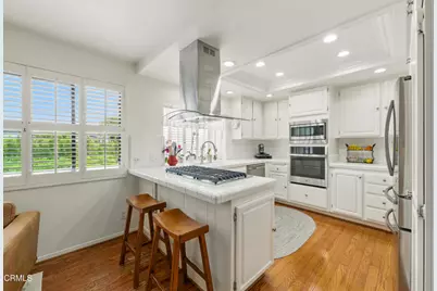 18751 Hatteras Street #13, Tarzana, CA 91356 - Photo 11