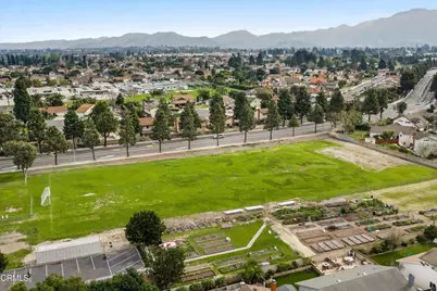 1537 Stone Meadow Drive, Camarillo, CA 93010 - Photo 47