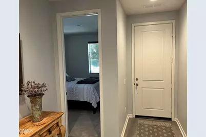 1248 Redbud Street, Santa Paula, CA 93060 - Photo 9