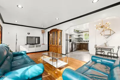 61 W Center Street, Ventura, CA 93001 - Photo 9