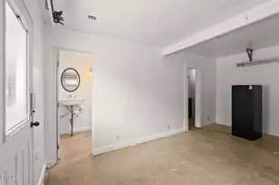 61 W Center St, Ventura, CA 93001 - Photo 21