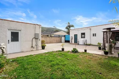 61 W Center Street, Ventura, CA 93001 - Photo 17