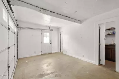 61 W Center Street, Ventura, CA 93001 - Photo 19