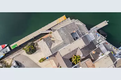 2221 Kingsbridge Lane, Oxnard, CA 93035 - Photo 31