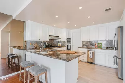 2221 Kingsbridge Lane, Oxnard, CA 93035 - Photo 17