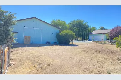 18300 Grant Place, Tehachapi, CA 93561 - Photo 17