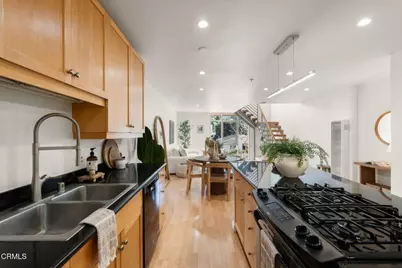 285 N Ventura Avenue #5, Ventura, CA 93001 - Photo 9