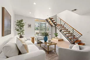 285 N Ventura Ave, Ventura, CA 93001 - Photo 15