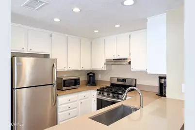 2016 Blackberry Circle, Oxnard, CA 93036 - Photo 11