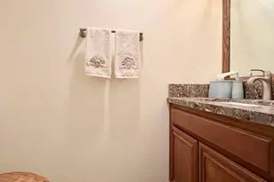 2134 Cold Stream Ct, Oxnard, CA 93036 - Photo 13