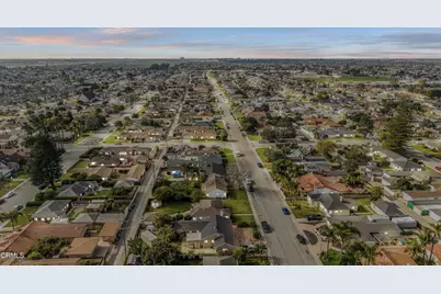 450 W Roderick Avenue, Oxnard, CA 93030 - Photo 23