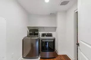 2820 Wagon Wheel Rd, Oxnard, CA 93036 - Photo 17