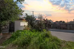 462 N M St, Oxnard, CA 93030 - Photo 25