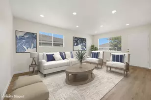 1127 Acadia Pl, Ventura, CA 93003 - Photo 11