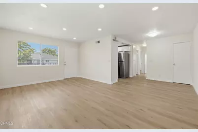 1127 Acadia Place, Ventura, CA 93003 - Photo 9
