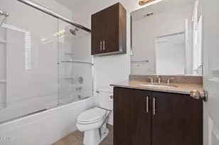 2715 Smokey Mountain Dr, Oxnard, CA 93036 - Photo 19