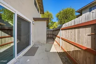 1036 Cheyenne Way, Oxnard, CA 93033 - Photo 11