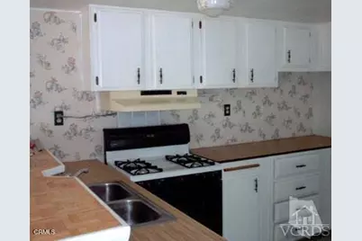 2178 Thrush Avenue #J, Oxnard, CA 93033 - Photo 7