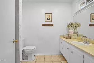 276 Verde Vista Dr, Thousand Oaks, CA 91360 - Photo 13