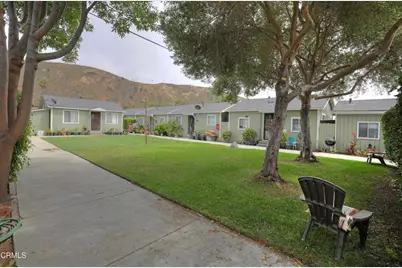 852 N Ventura Avenue, Ventura, CA 93001 - Photo 3