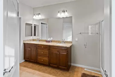 13324 Sterling Heights Drive, Bakersfield, CA 93306 - Photo 11