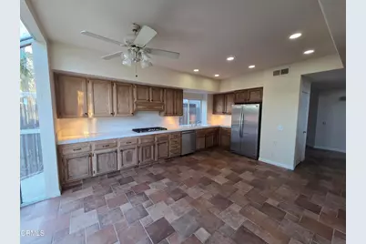 7826 Barstow Street, Ventura, CA 93004 - Photo 7