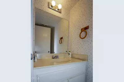 1233 Osage Lane, Ventura, CA 93004 - Photo 9