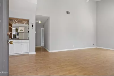 25702 Vista Fairways Drive, Valencia, CA 91355 - Photo 11