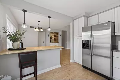 25702 Vista Fairways Drive, Valencia, CA 91355 - Photo 17