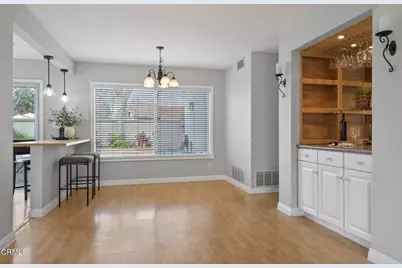 25702 Vista Fairways Drive, Valencia, CA 91355 - Photo 7